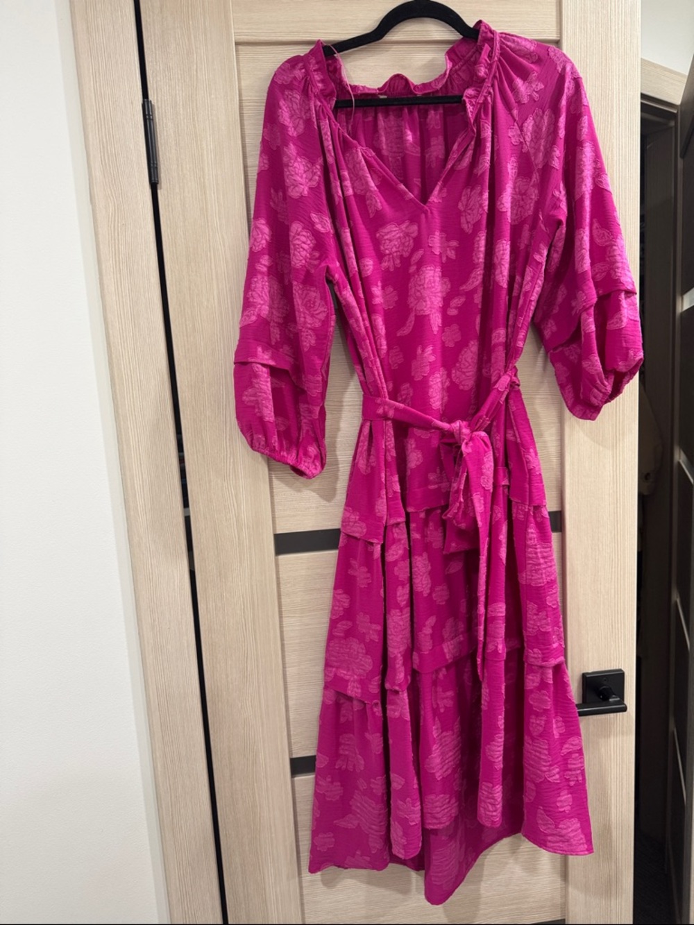 The Pioneer Women Festive
Fuchsia 3/4 sleeve Tiered Ruffle midi dress - Picture 3 of 9